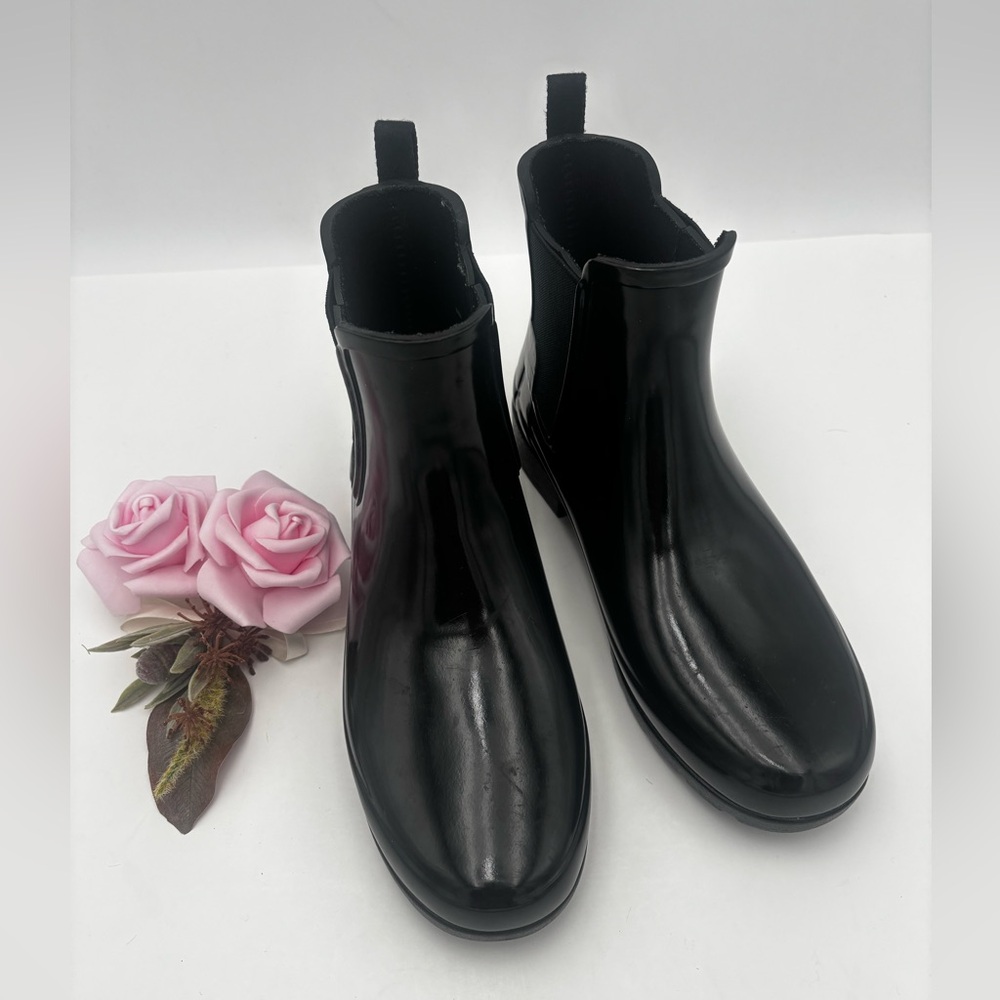 Hunter Black‎ Textured Boots